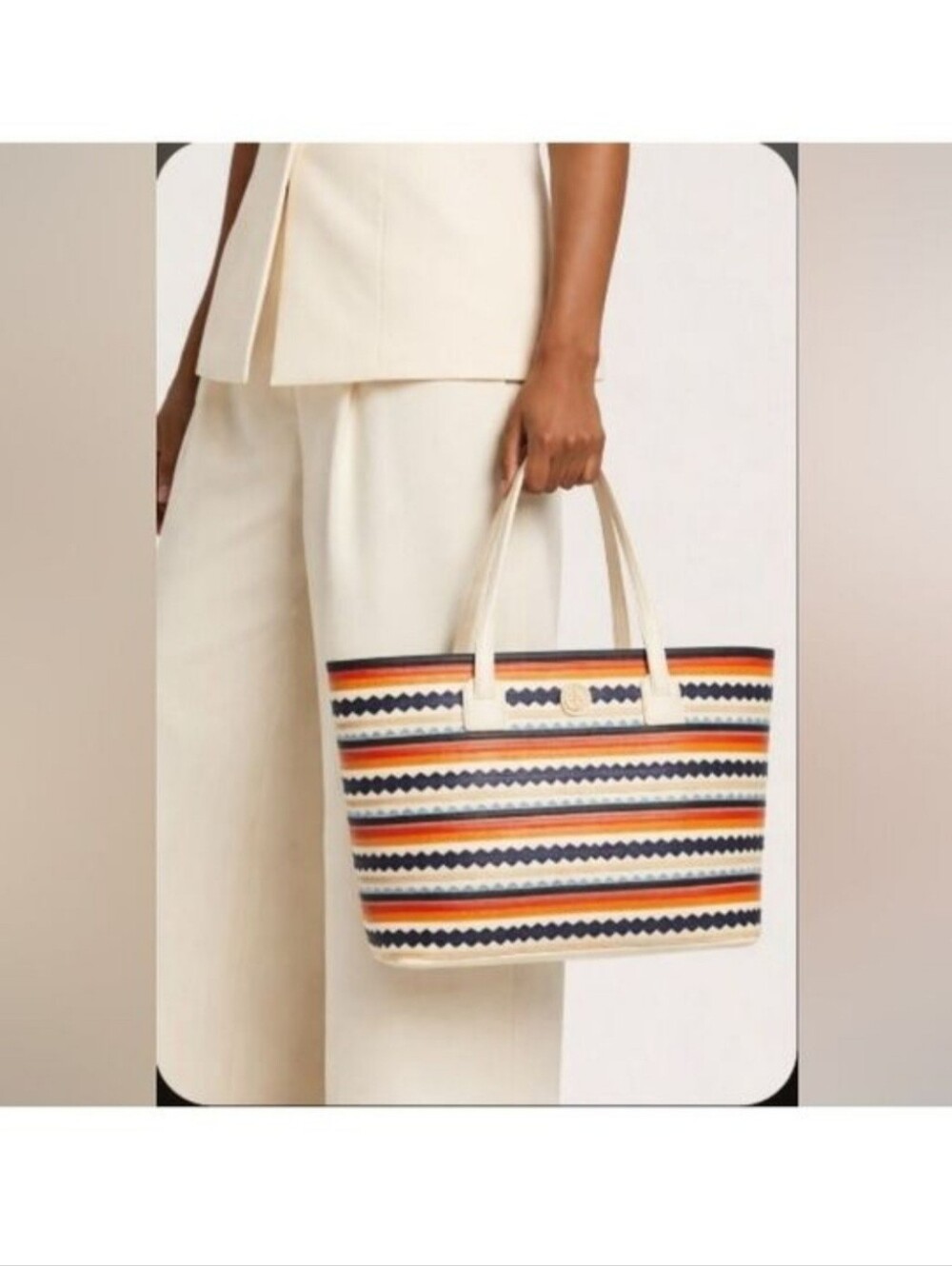 Tory Burch Robinson Shoulder Bag - Picture 2 of 9